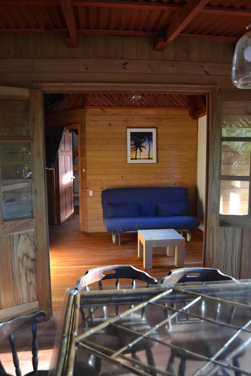 Chalet Y Cabinas Hibiscus Cahuita Esterno foto